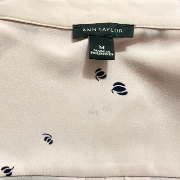 Ann Taylor ruffle floral blouse - Picture 4 of 4